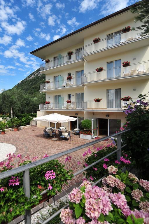 Hotel Garni Orchidea Malcesine Exterior photo